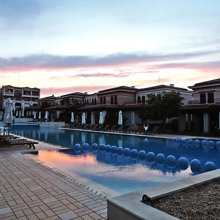 Elena's In Kavatsi Area * סוזופול