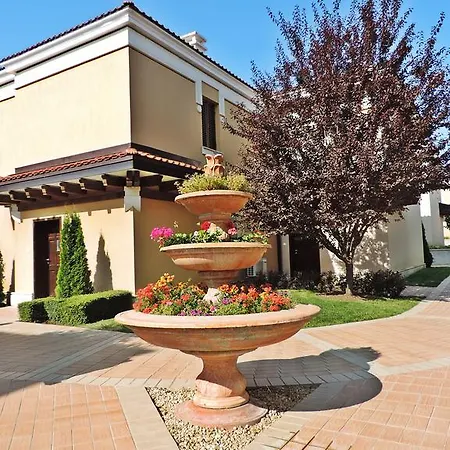 Apartment Elena's In Kavatsi Area
