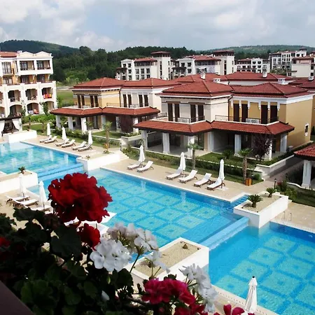 Apartment Elena's In Kavatsi Area *