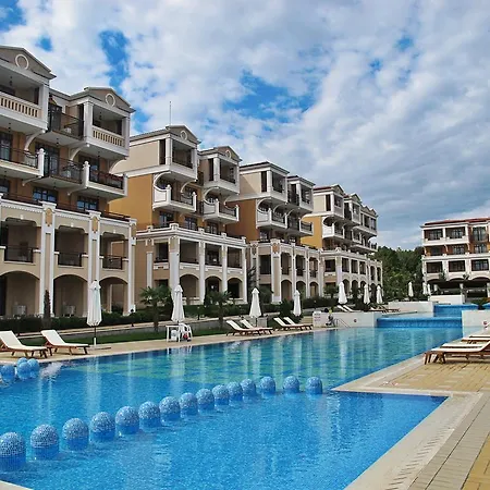 Apartment Elena's In Kavatsi Area *