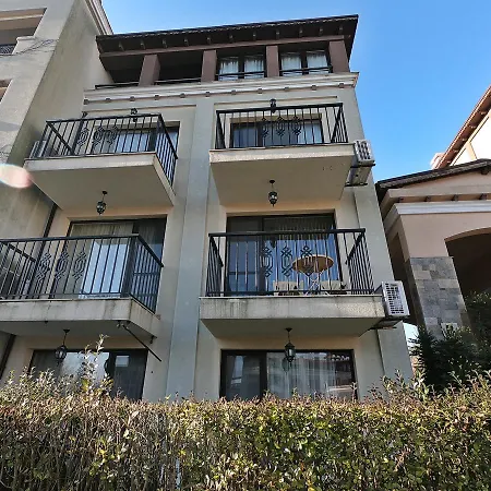 Elena's In Kavatsi Area דירה סוזופול